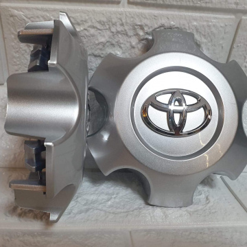 VEH21d	Vehicular Tapa-Rim Eje de Llanta Toyota Pentagonal Hilux/Prado/Hiace 4X4 D TY290