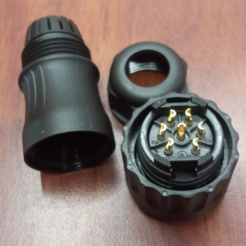 BAL36	Balanza Accesorio Conector WA22K7TK1 (6+PE) IP67 Marca : WEIPU