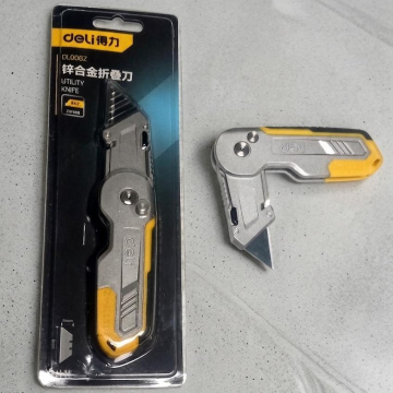 IN054	Industrial Herramienta Cuchillo Escute Aleación de Zinc con 5 hojas de repuesto (marca Deli)