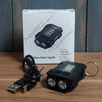 LU004	Luz Linterna Mini llavero con Imán recarbalbe TipoC