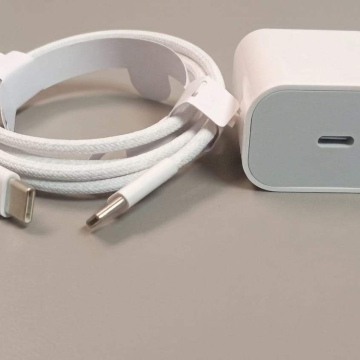 ELE84	Electrónico Cargador iPhone 30W TipoC-C Carga Rápido (Juego con Cable)