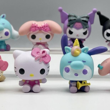 JU028	Juguete SET DE FIGURAS POP DE 4" -SANRIO-4 UNIDADES (2 MEZCLAS)