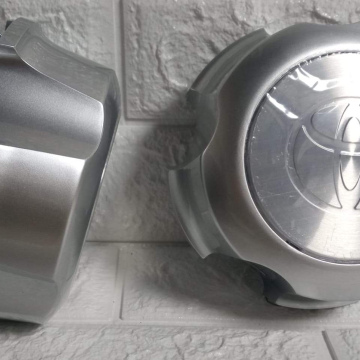 VEH21s	Vehicular Tapa-Rim Eje de Llanta Toyota Pentagonal Land Cruiser 2015-2023 OEM: TY-049 42603-60003