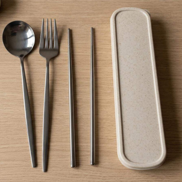 HOG42	Hogar Cocina Cuchara+Tenedor+Palillo juego con caja (Color Plata)