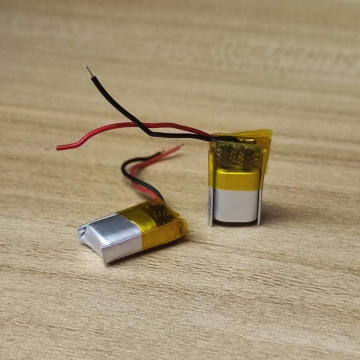 BAT12	Electrónico Batería Universal Litio Recargable 15*10*5mm 3.7V 150mA (Electrónico Auricular)
