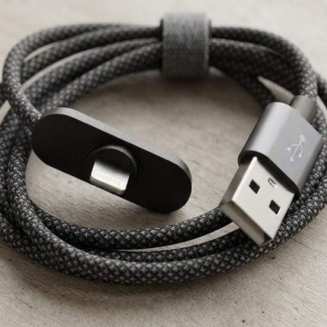 EL067	Electrónico Cable iPhone Lightning a USB 1M Carga Rápida (entreda laderal)
