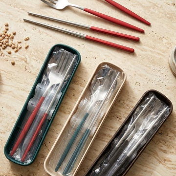 HOG45	Hogar Cocina Cuchara+Tenedor+Palillo juego con caja (Color Plata+Rojo)