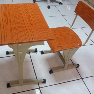 MU014	Mueble Mesa Escolar con su Silla Regulable AD-13A 65-75cm